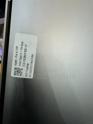 Laptop Apple MacBook Pro 2017 16GB Intel Core I7 SSD 1T