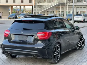 Mercedes-Benz A-Class 2013 Black