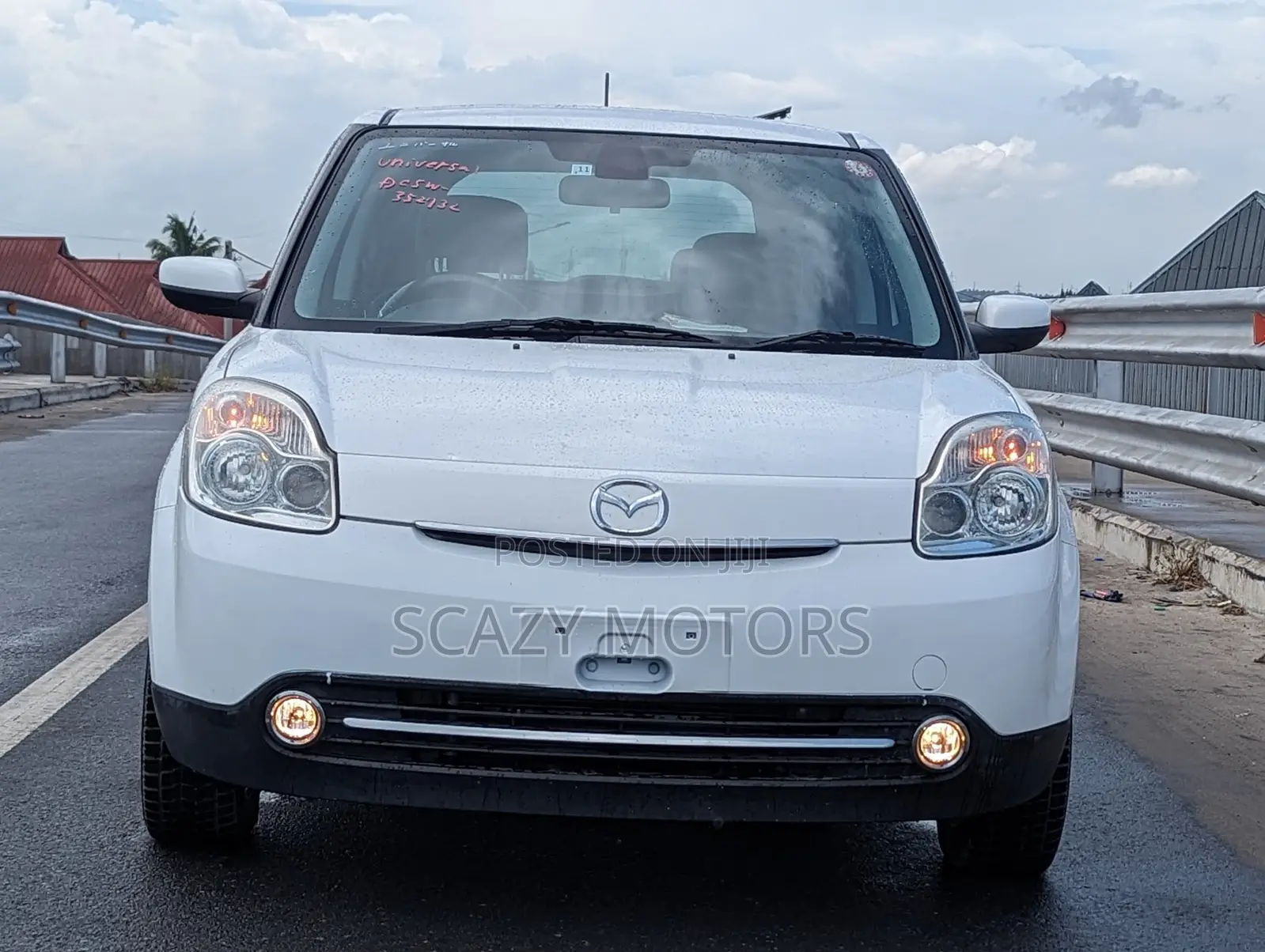 Mazda Verisa 2008 White