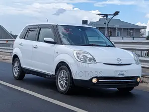Mazda Verisa 2008 White