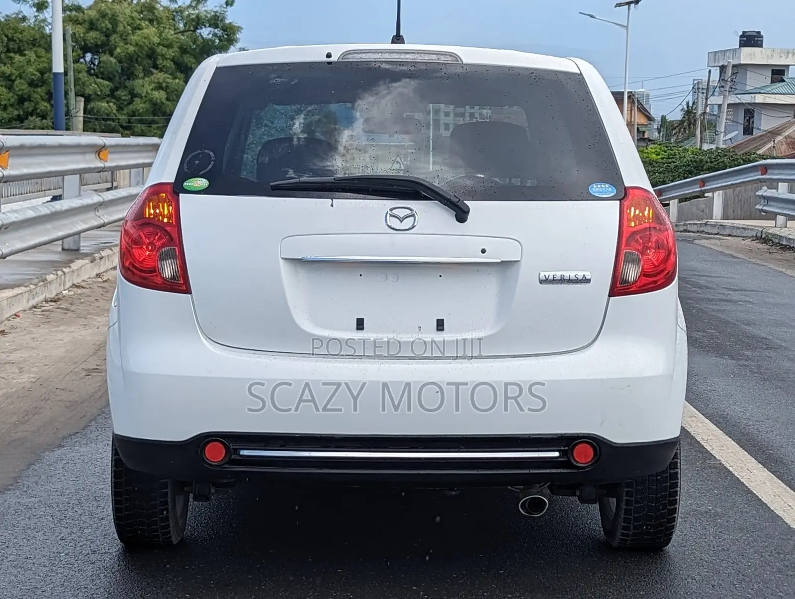 Mazda Verisa 2008 White