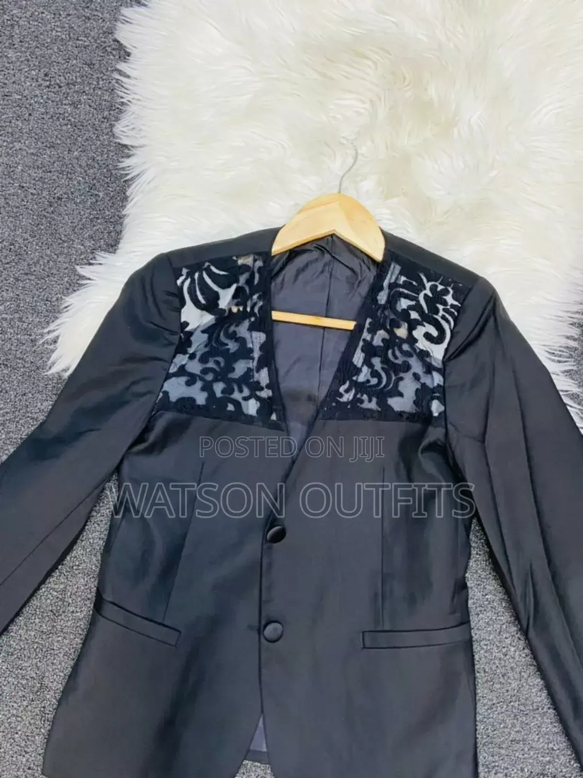 Women's Mixed Size Blazers