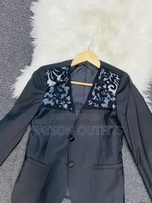 Women's Mixed Size Blazers