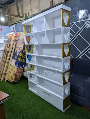 Shoerack Ya Kisasa Ya Kuwekea Viatu Na Pochi