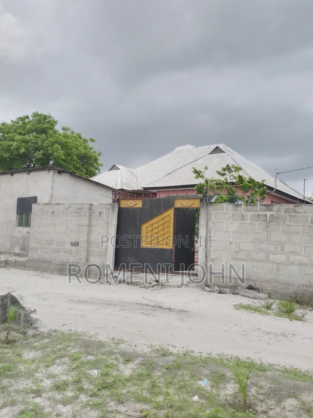 4bdrm House in Tanzania Daresalaam, Ilala for sale