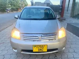 Toyota Raum 2005 Blue