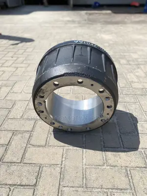 Yutong Bus Zk6120d1front Brake Drum for European Trucks