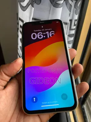 Apple iPhone 11 64 GB White