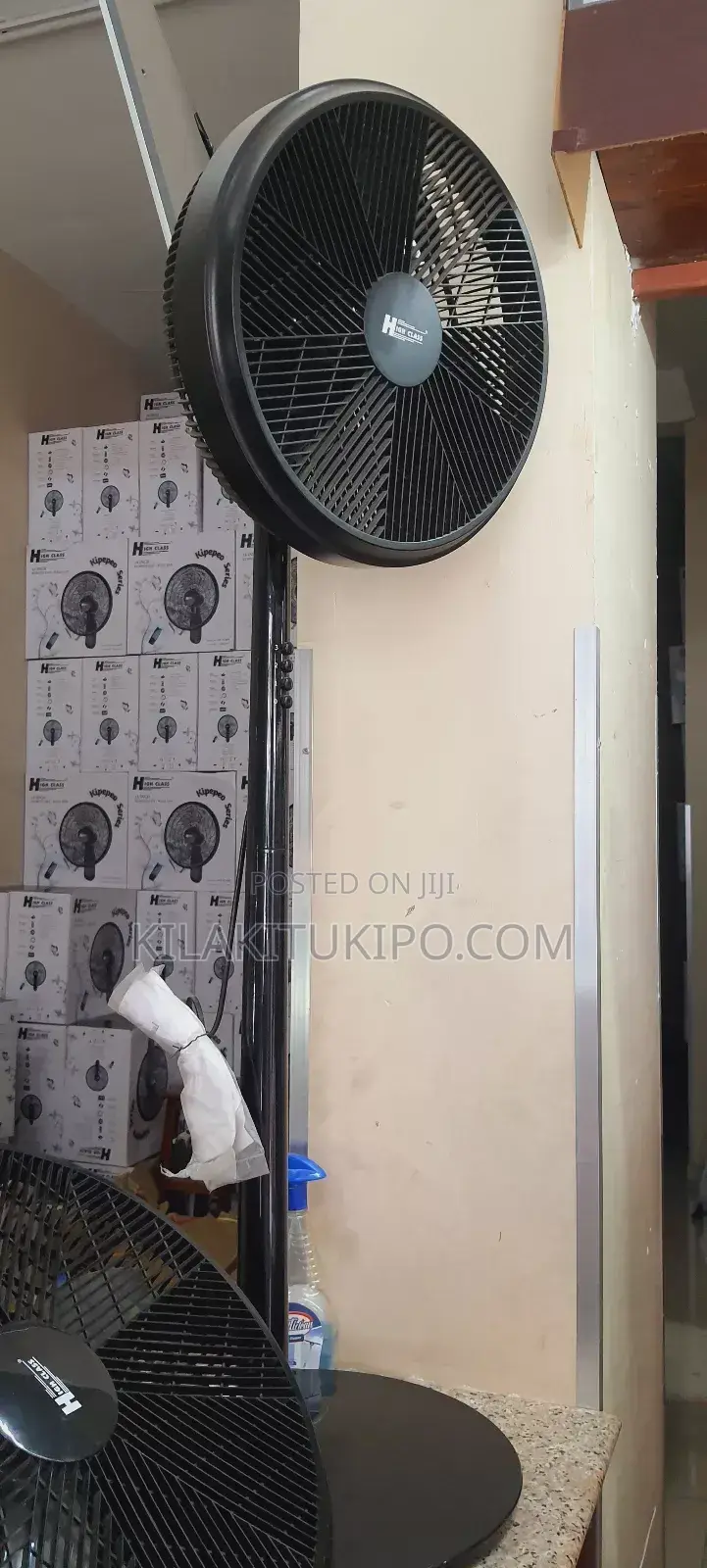 Unique Standing Fan With 16 Inch Blade