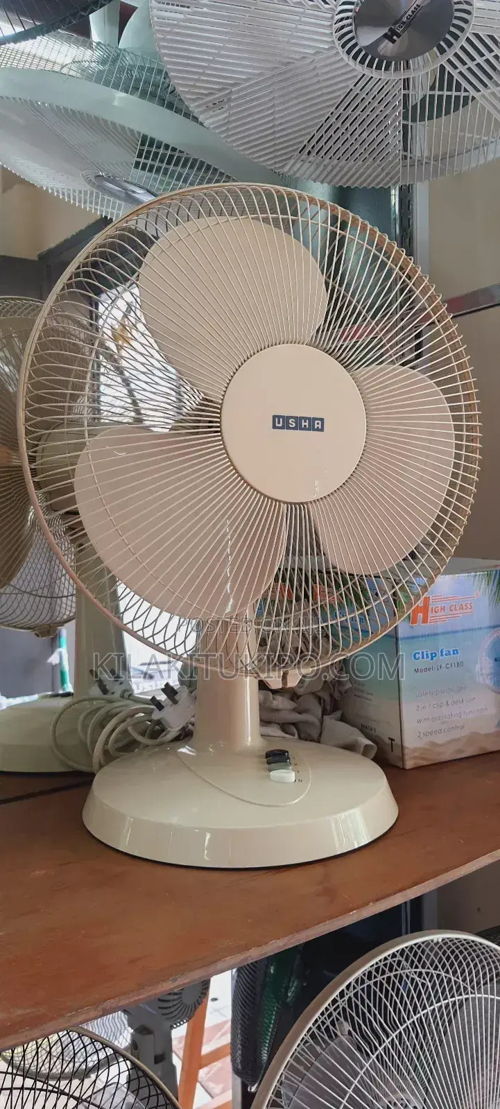 Usha Table Fan