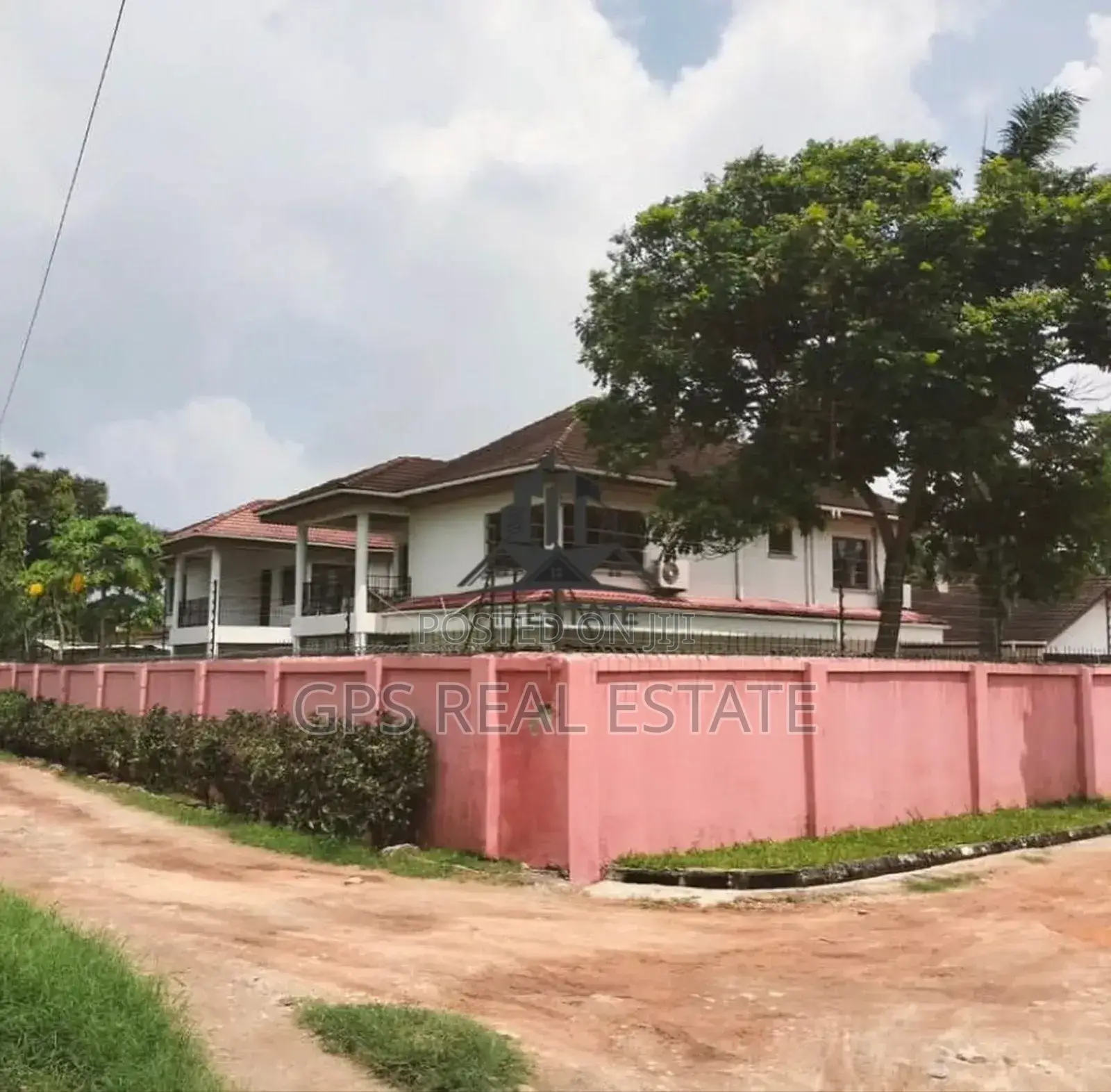 7bdrm House in Mikocheni, Kinondoni for sale