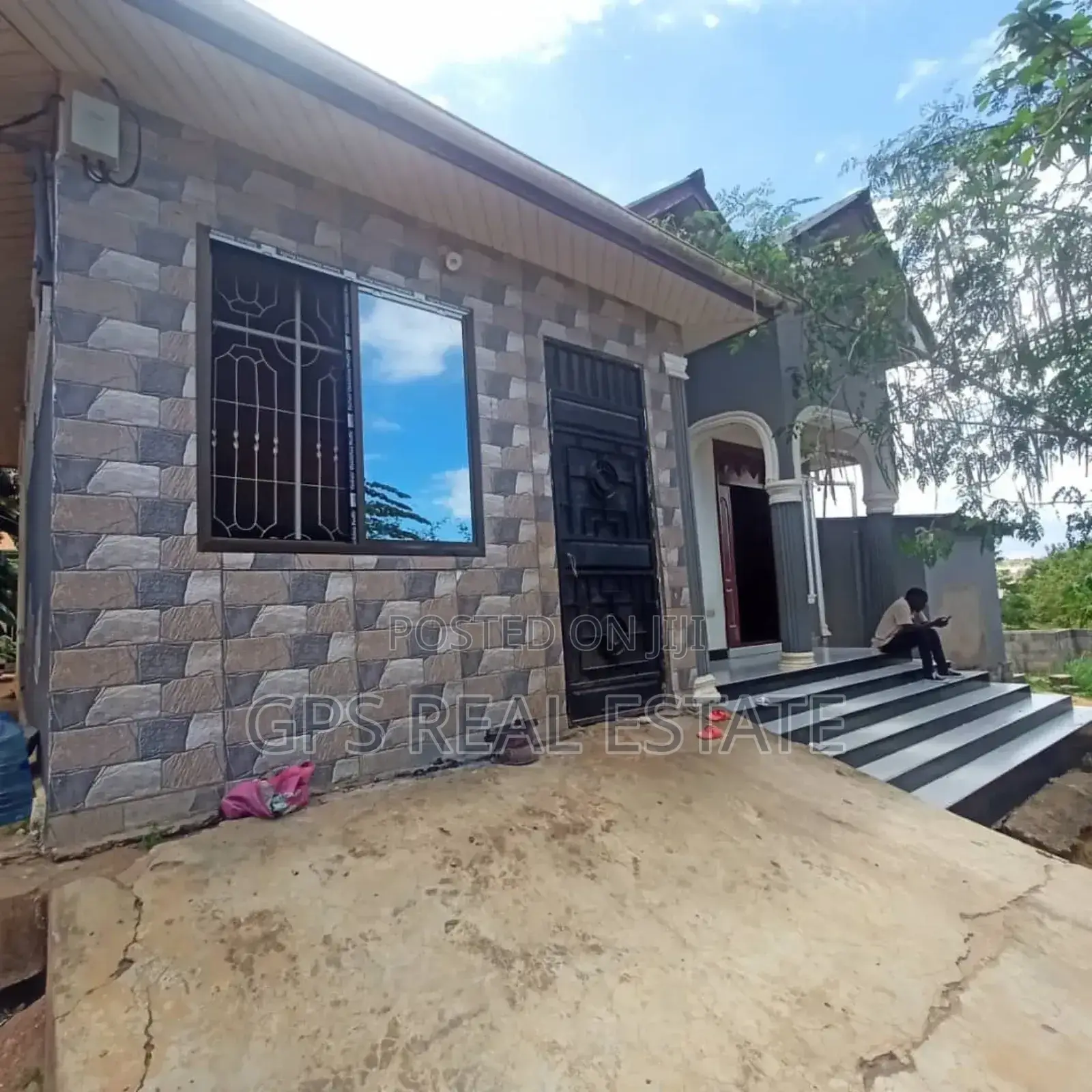 3bdrm House in Boko, Kinondoni for sale