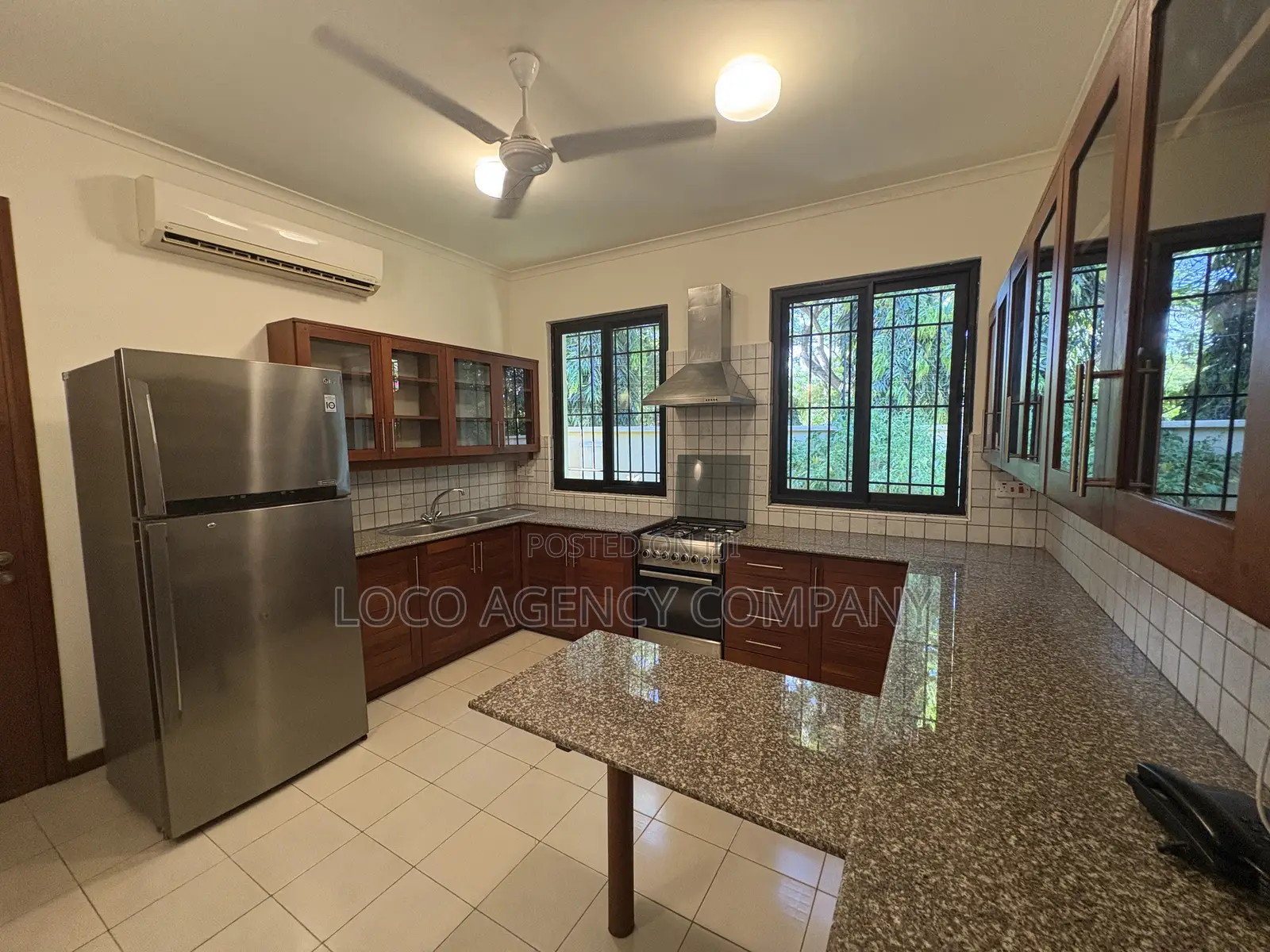 Furnished 4bdrm Villa in Trusted Real Estate, Oyster Bay for rent