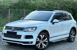 Volkswagen Touareg 2014 White