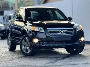Toyota RAV4 2.5 2011 Black