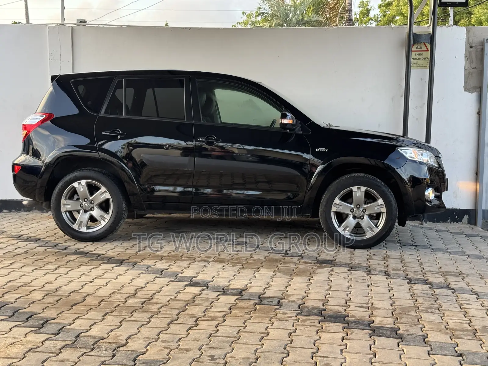 Toyota RAV4 2.5 2011 Black
