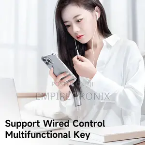 McDodo 2 in 1 Lightning to Dual Lightning Audio Adapter