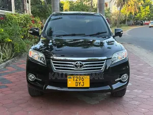 Toyota Vanguard 2011 Black