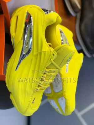 Beautiful Colour Sneakers/Shoes