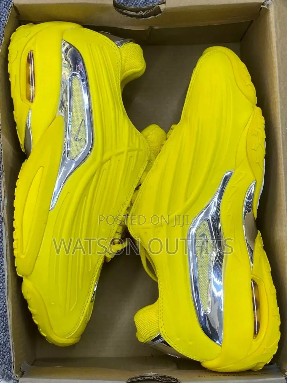 Beautiful Colour Sneakers/Shoes