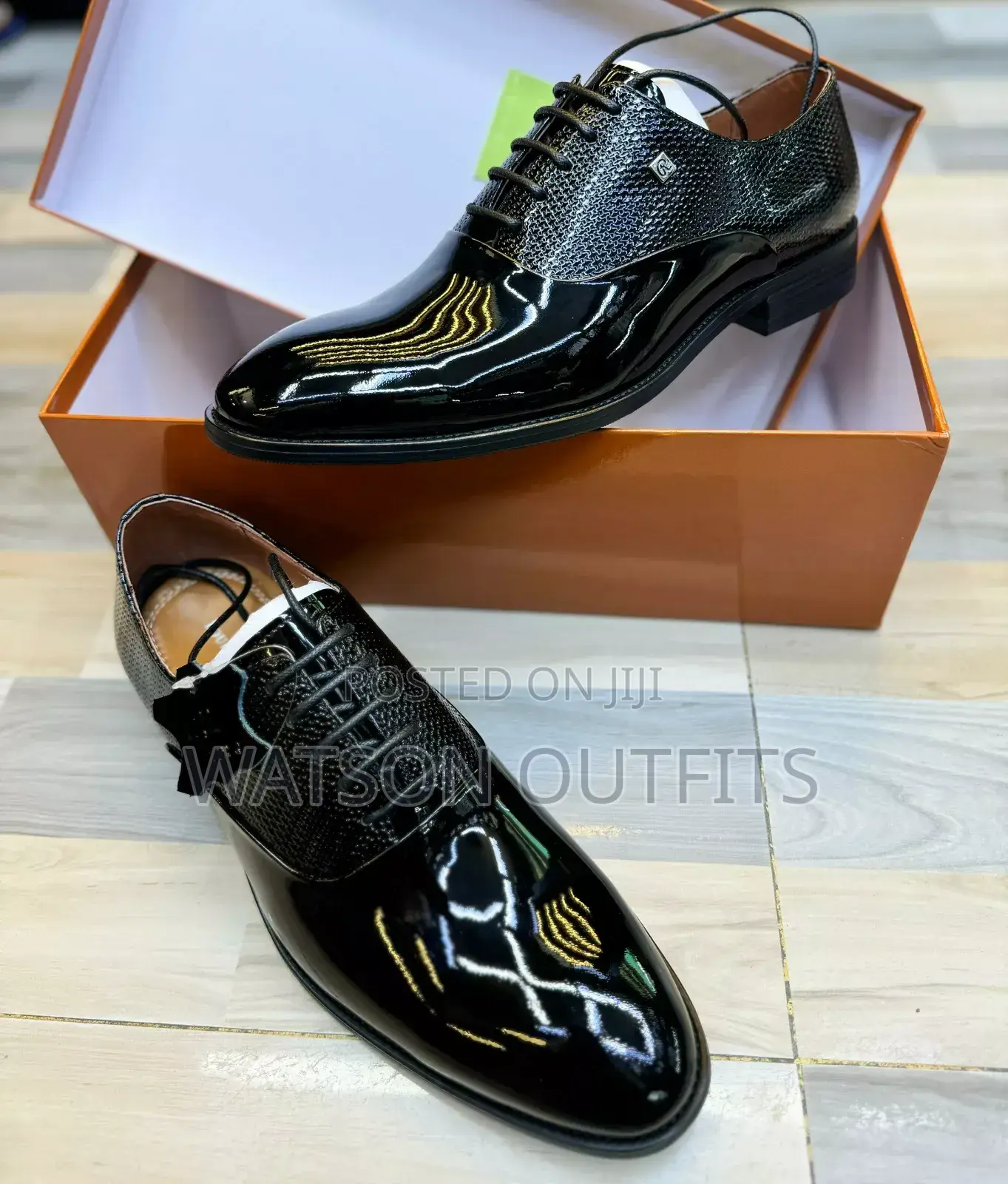 New Shoes/Footwears/Quality Outfits