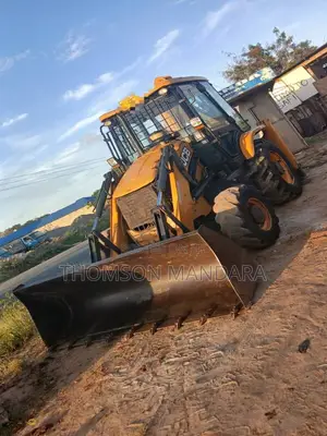 2015 JCB Backhoe