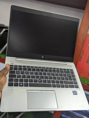 Laptop HP EliteBook 830 G5 8GB Intel Core I5 SSD 256GB