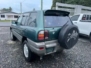 Toyota RAV4 Base 4x4 1999 Green