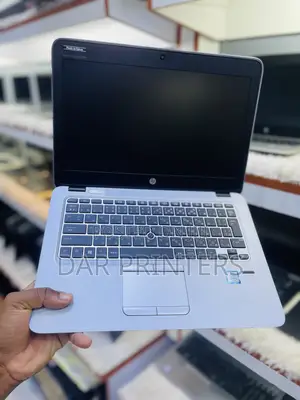 Laptop HP EliteBook 820 G3 8GB Intel Core I3 HDD 500GB