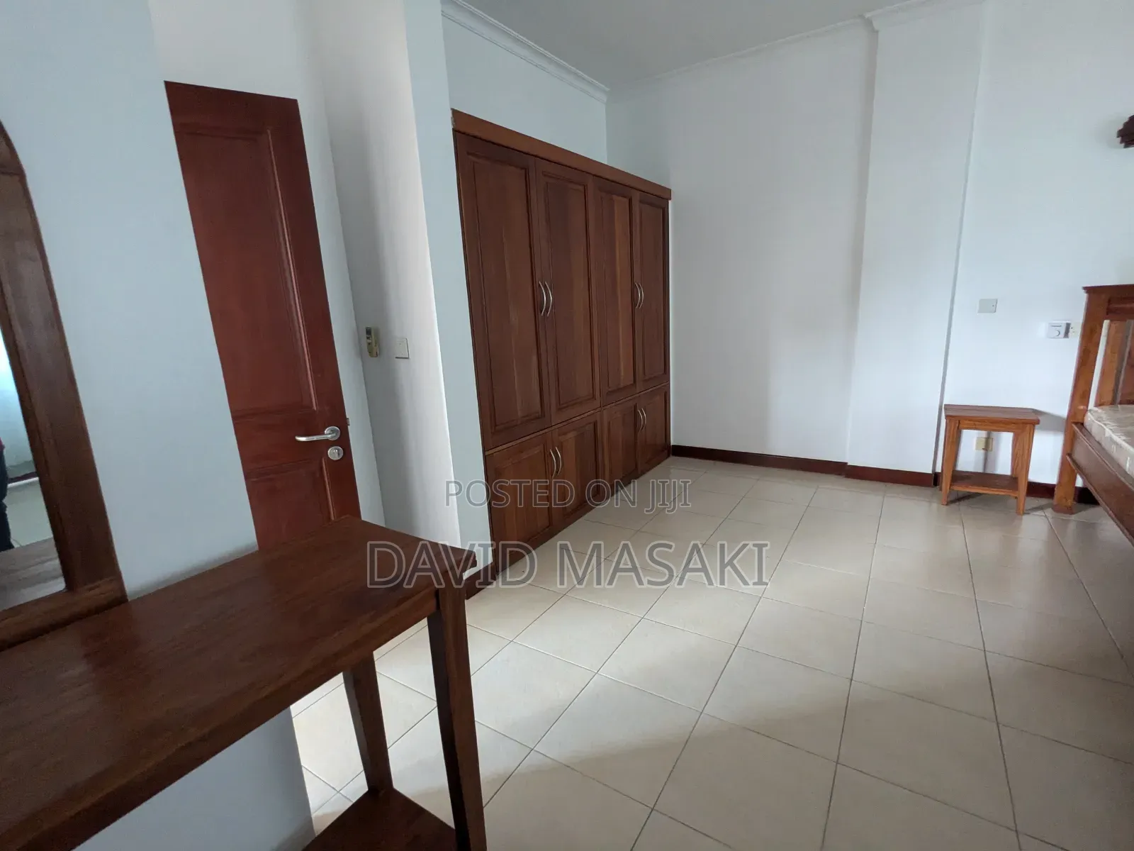 Furnished 3bdrm Villa in Peninsula Villas, Masaki for rent