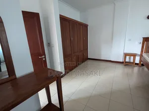 Furnished 3bdrm Villa in Peninsula Villas, Masaki for rent