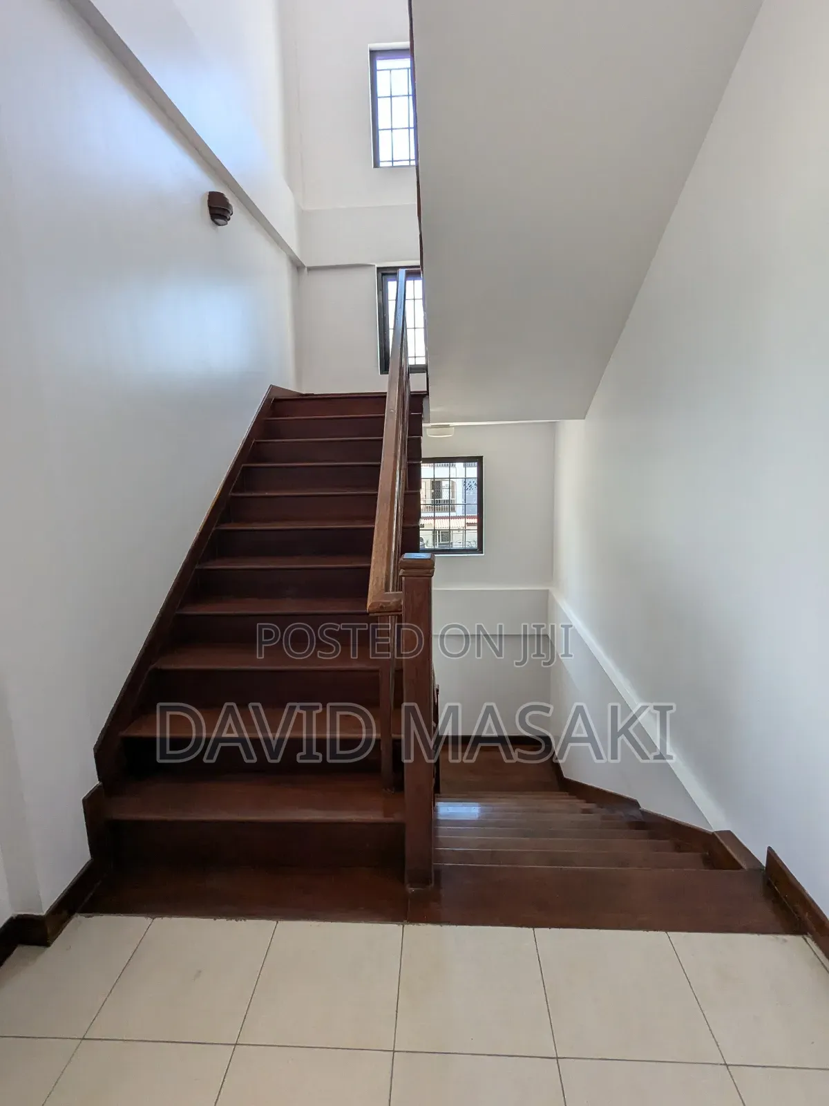 Furnished 3bdrm Villa in Peninsula Villas, Masaki for rent