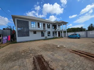3bdrm Apartment in Madale Kontena, Goba for rent