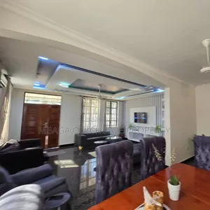 3bdrm Apartment in Madale Kontena, Goba for rent