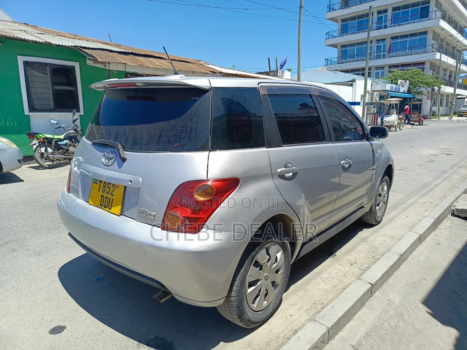 Toyota IST 2004 Silver