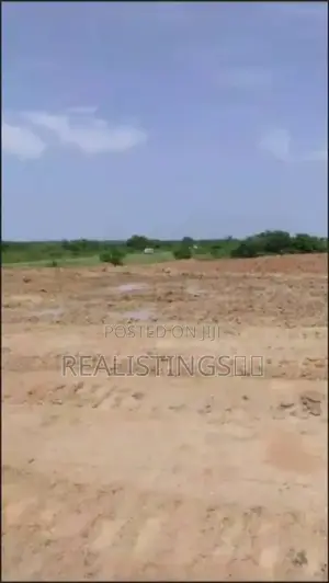 Chalinze Urban: 5,005 SQM Mixed Use Plot for Sale - Pwani