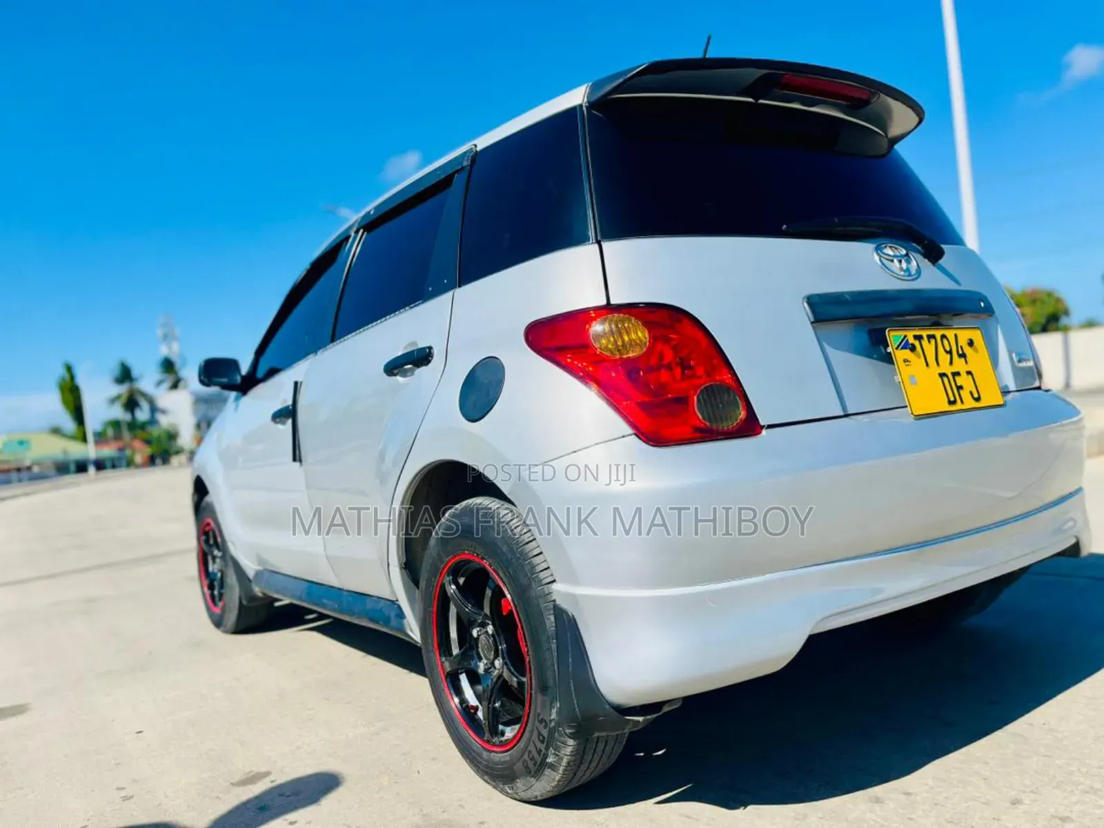 Toyota IST 2004 Silver
