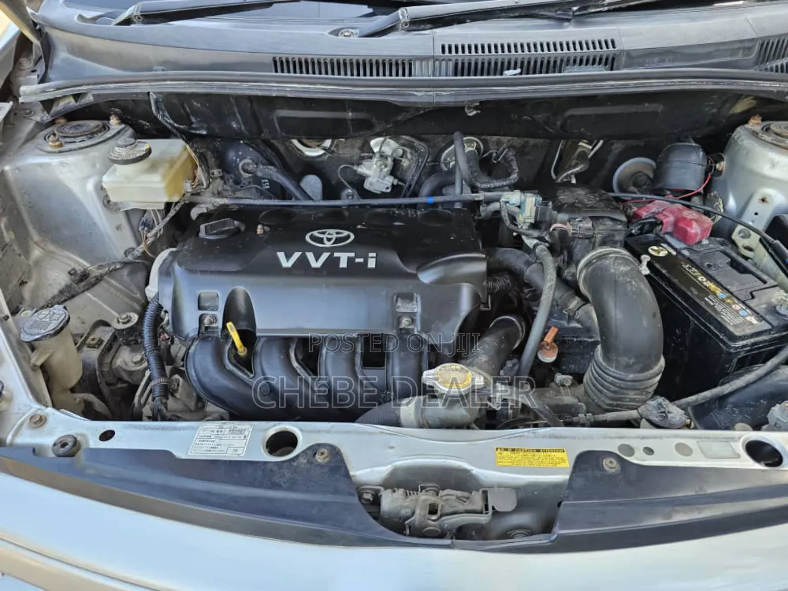 Toyota IST 2003 Silver