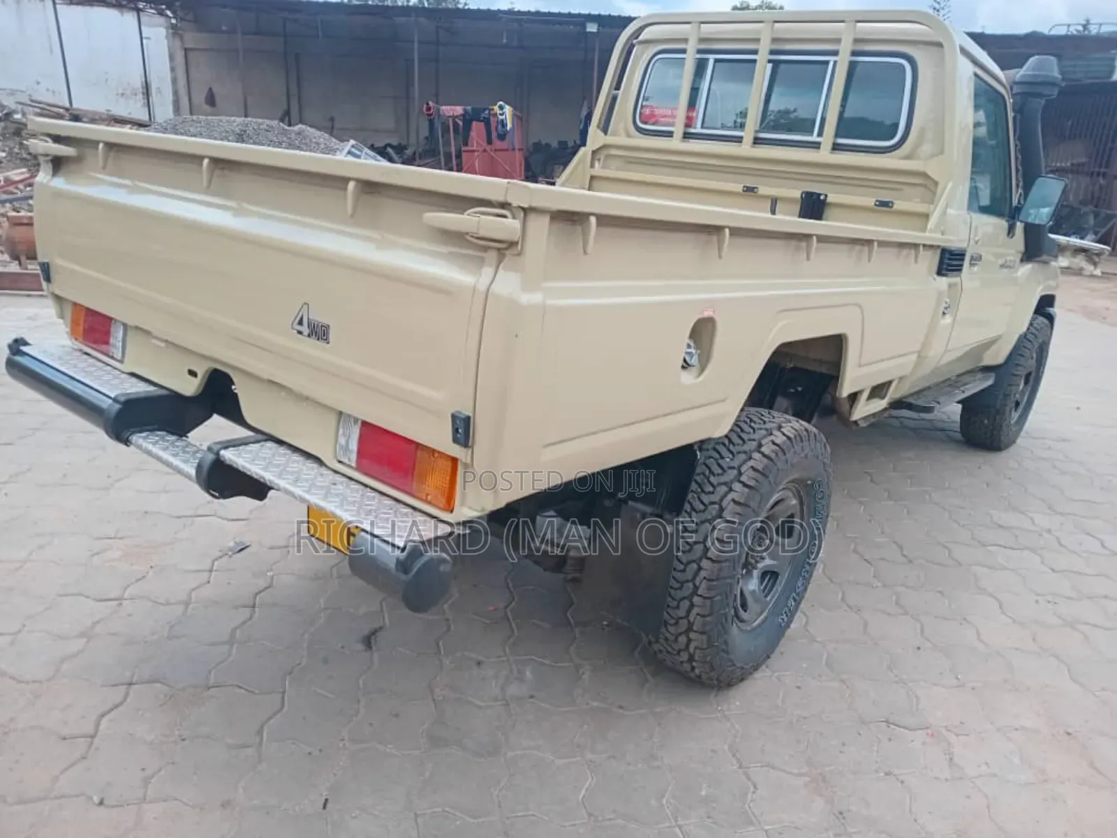 Toyota Land Cruiser 2017 Beige