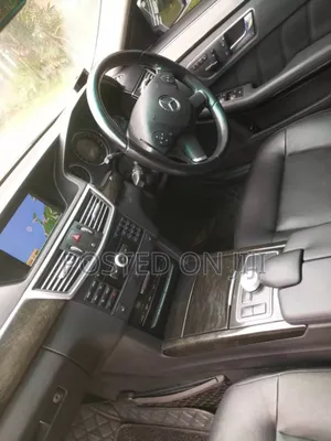 Mercedes-Benz E300 2010 Silver