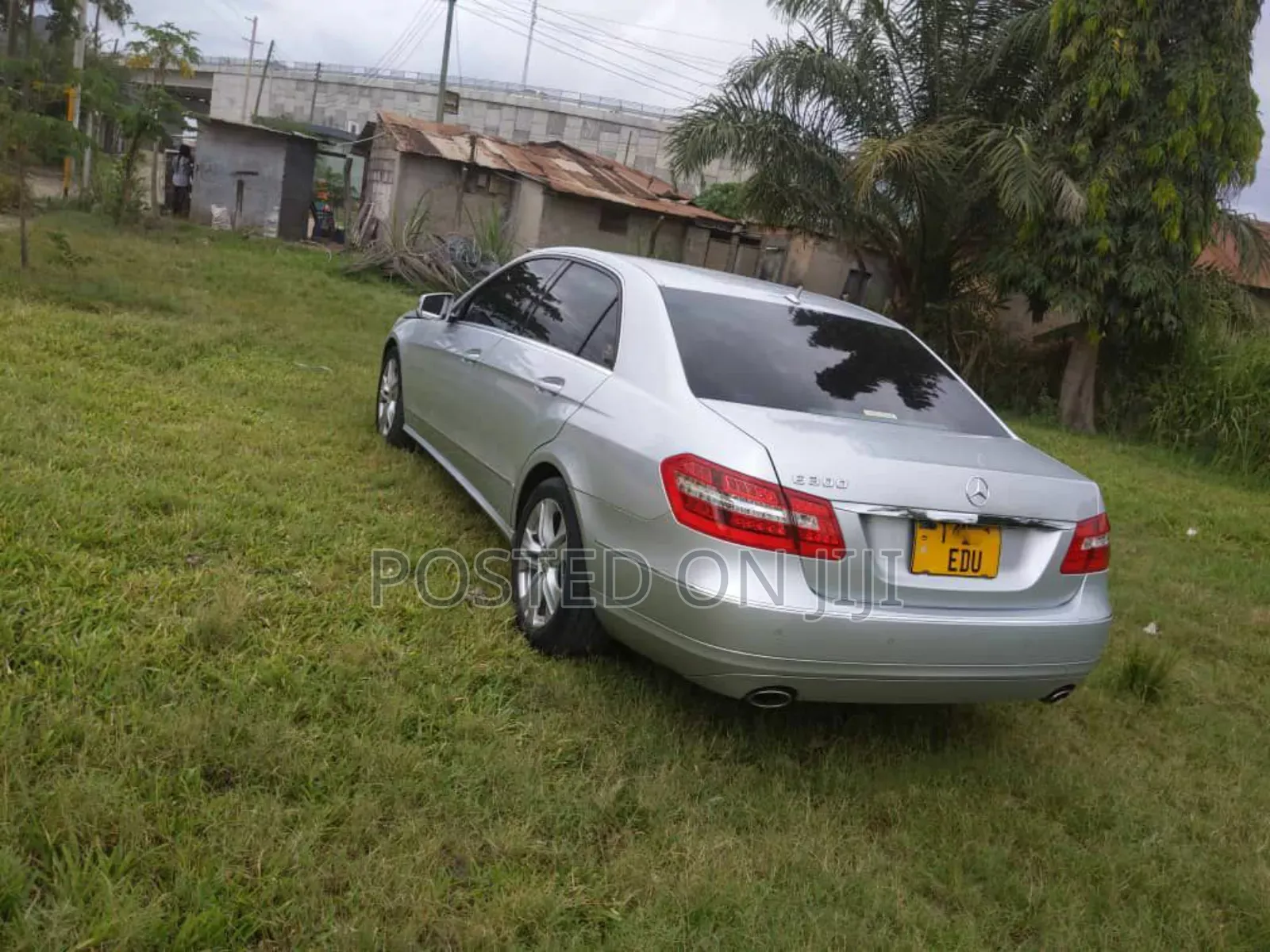 Mercedes-Benz E300 2010 Silver