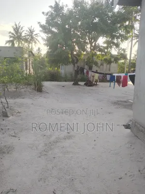 5bdrm House in Tanzania Daresalaam, Ilala for sale