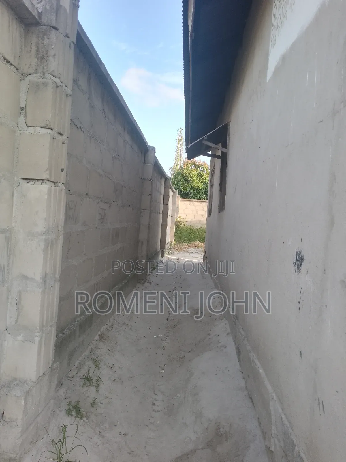 5bdrm House in Tanzania Daresalaam, Ilala for sale