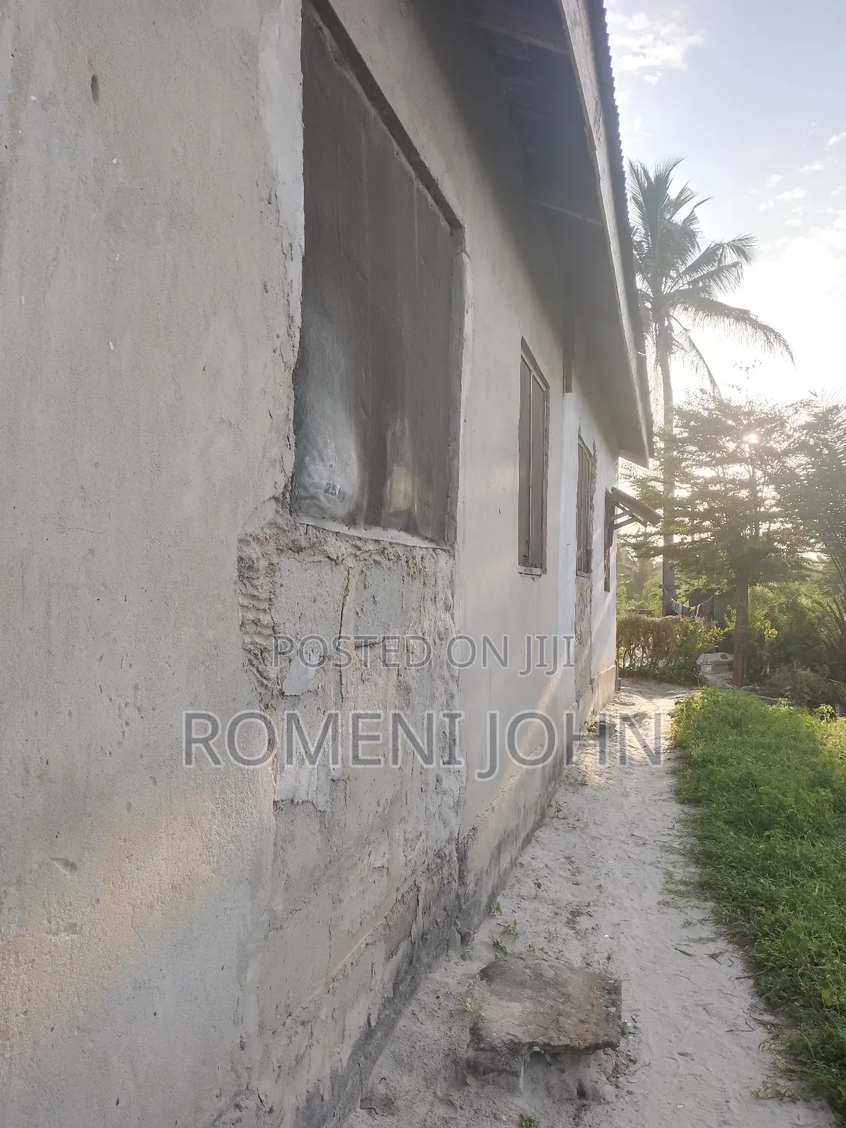 5bdrm House in Tanzania Daresalaam, Ilala for sale