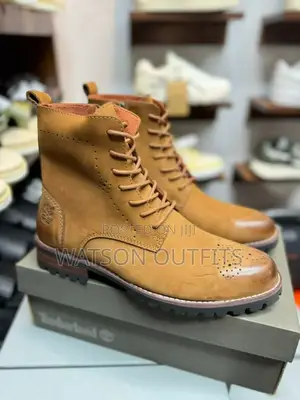 Best Boots/Mabuti Bora