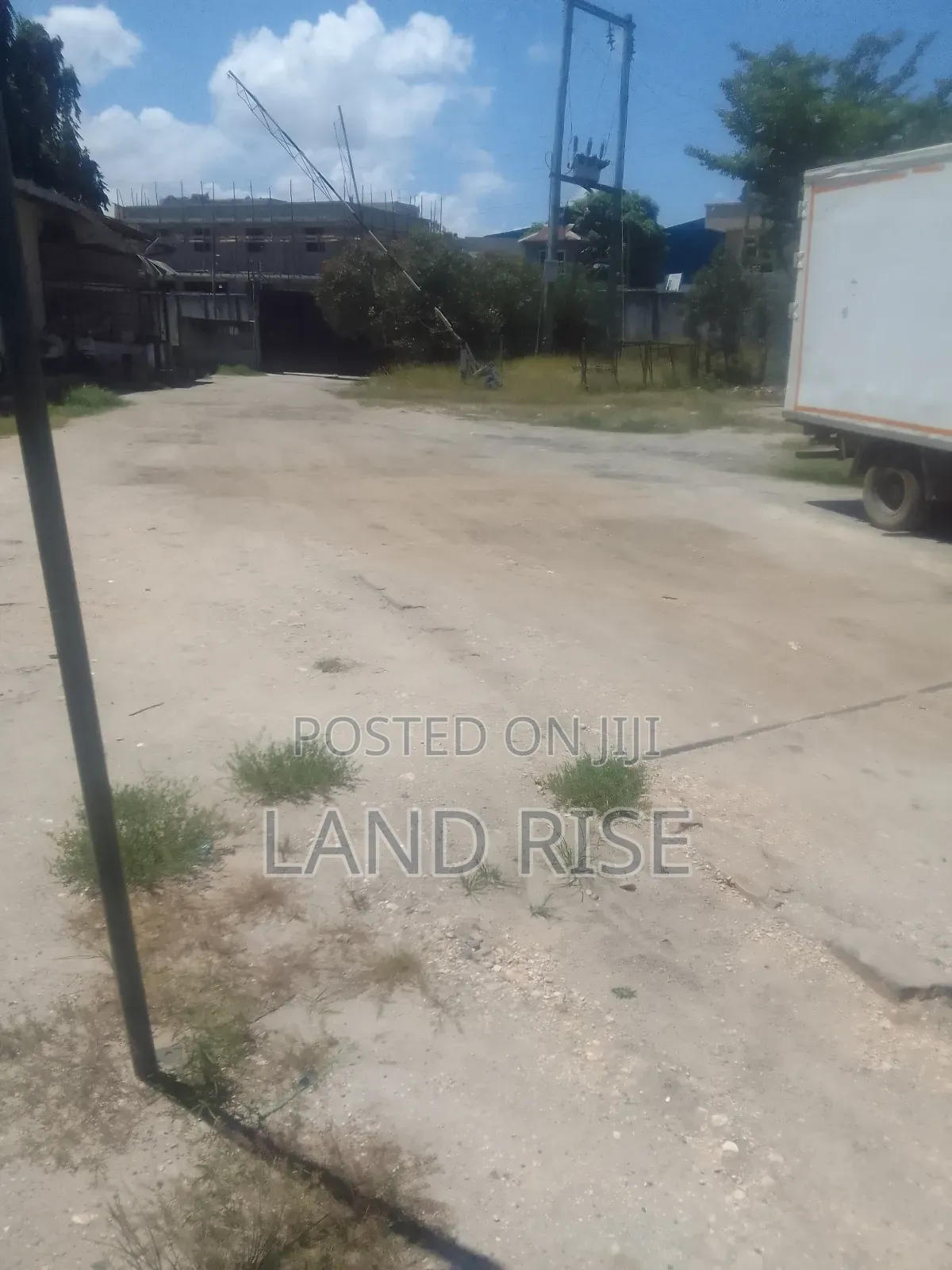 5000 SQM Warehouse in Mandela Road