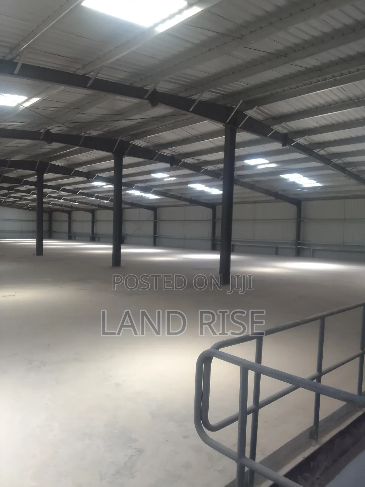 2000 SQM Warehouse in Tegeta