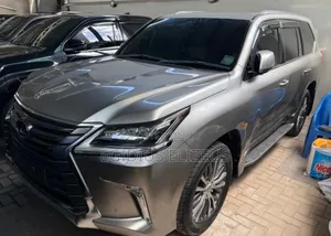 Lexus LX 2015 Silver