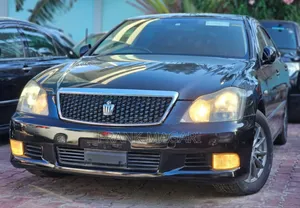 Toyota Crown 2006 Black