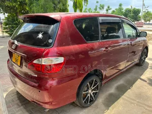 Toyota Ipsum 2004 Red
